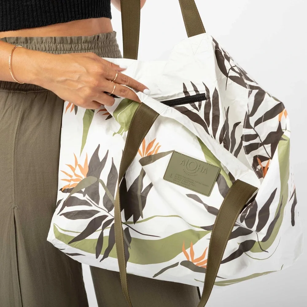 Aloha Collection Painted Birds Holo Holo Tote - Picture 4 of 8
